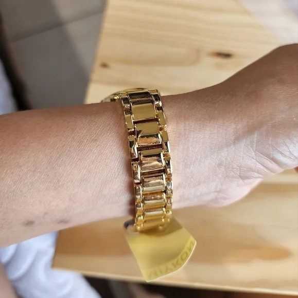 𝅺ladies Timepiece - Picture 6 of 6